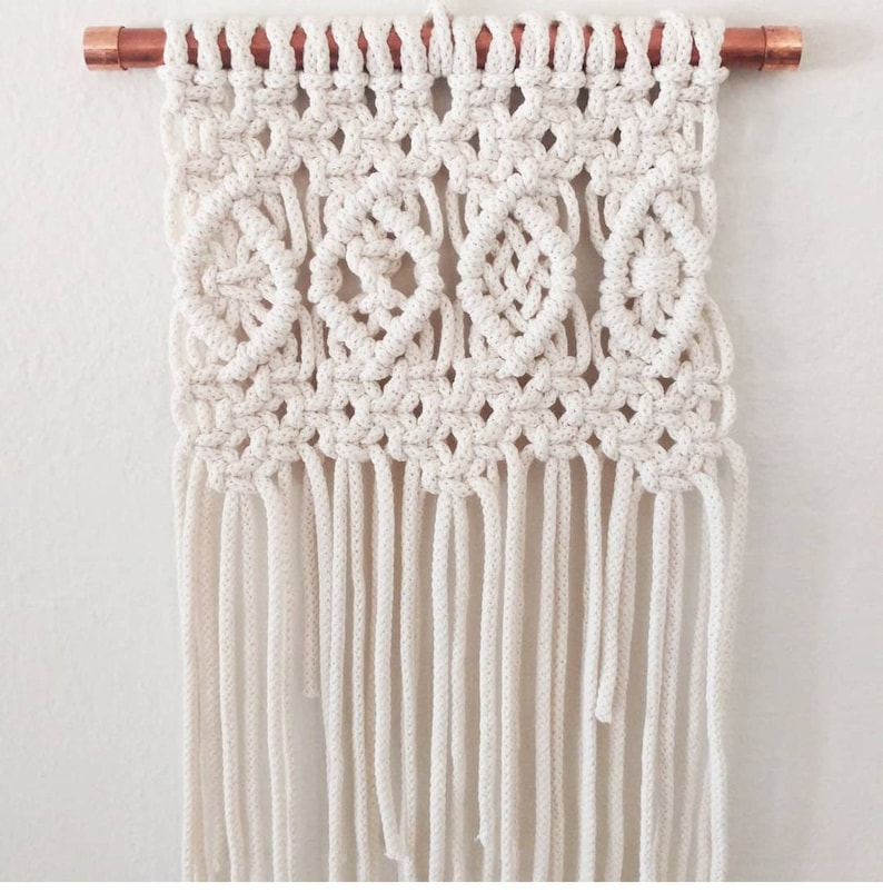 4 Diamond Wall Hanging Pattern