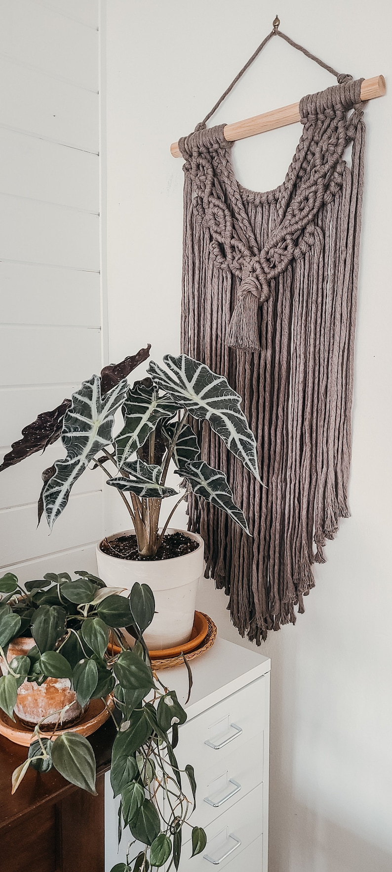 Layered Raya Wall Hanging Pattern