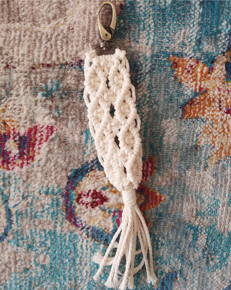 Macrame Keychain Pattern