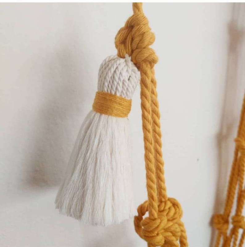 Macrame Toy Hammock Pattern thumbnail 2