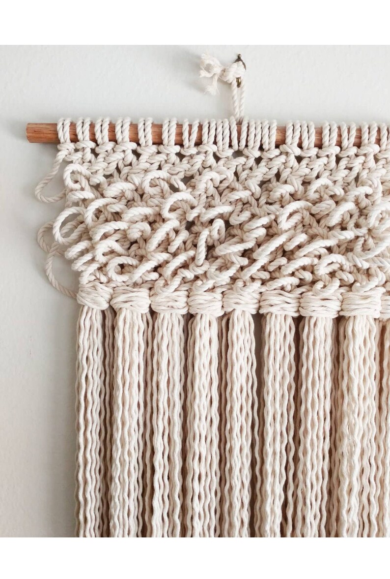 Textured Wall Hanging Pattern thumbnail 2